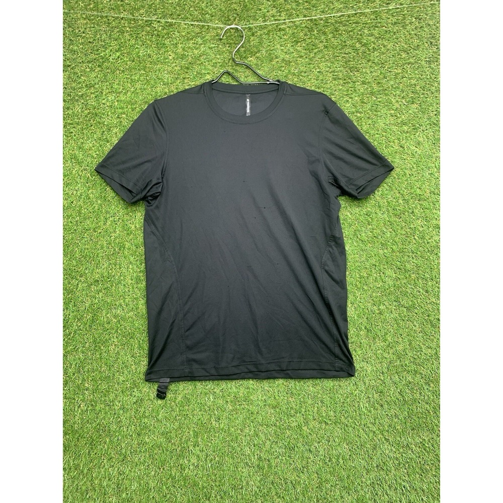Ten Thousand Shirt Mens Medium Black Short Sleeve Crew Neck Sports The Durable